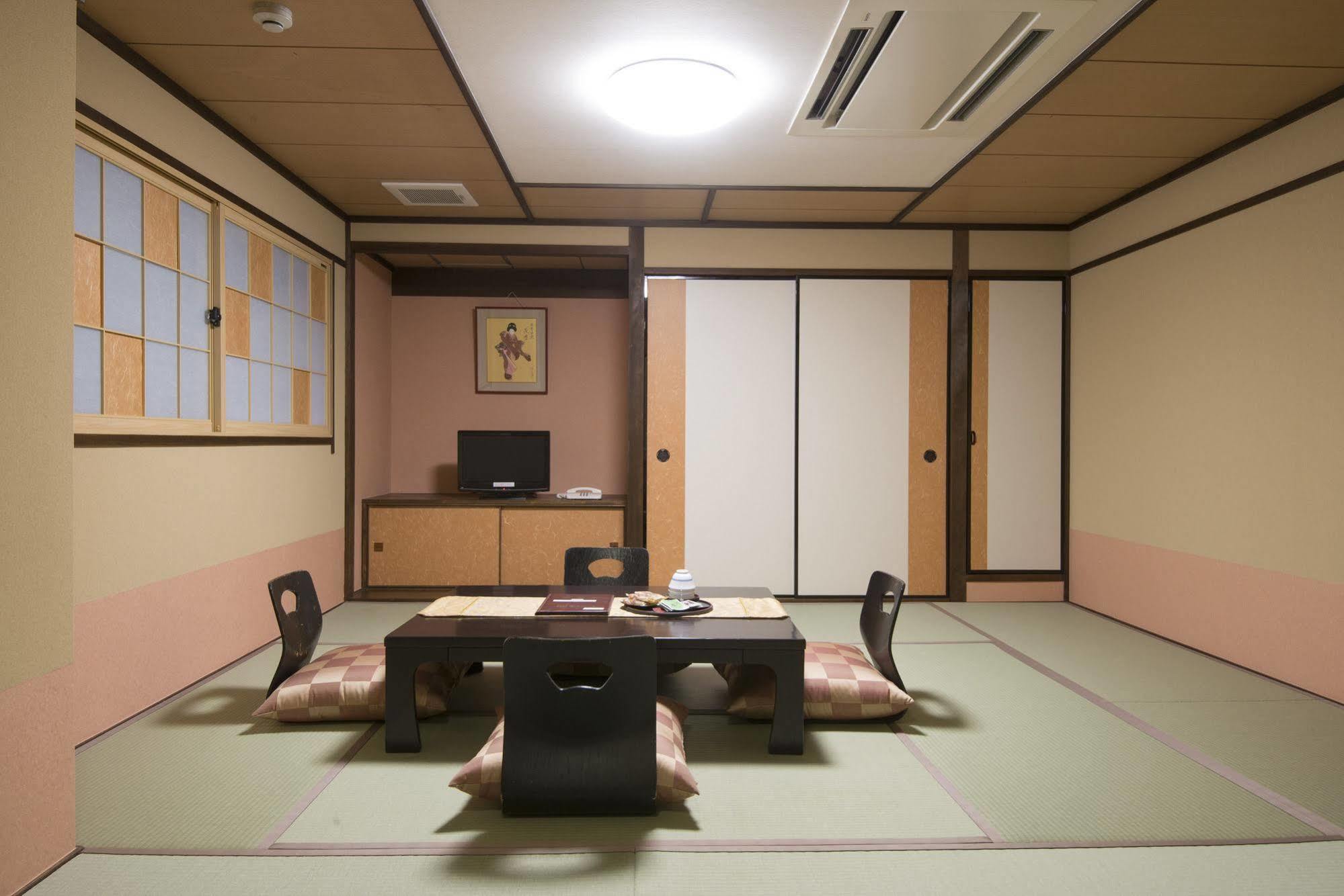 Tenpyo Ryokan Nara Bagian luar foto