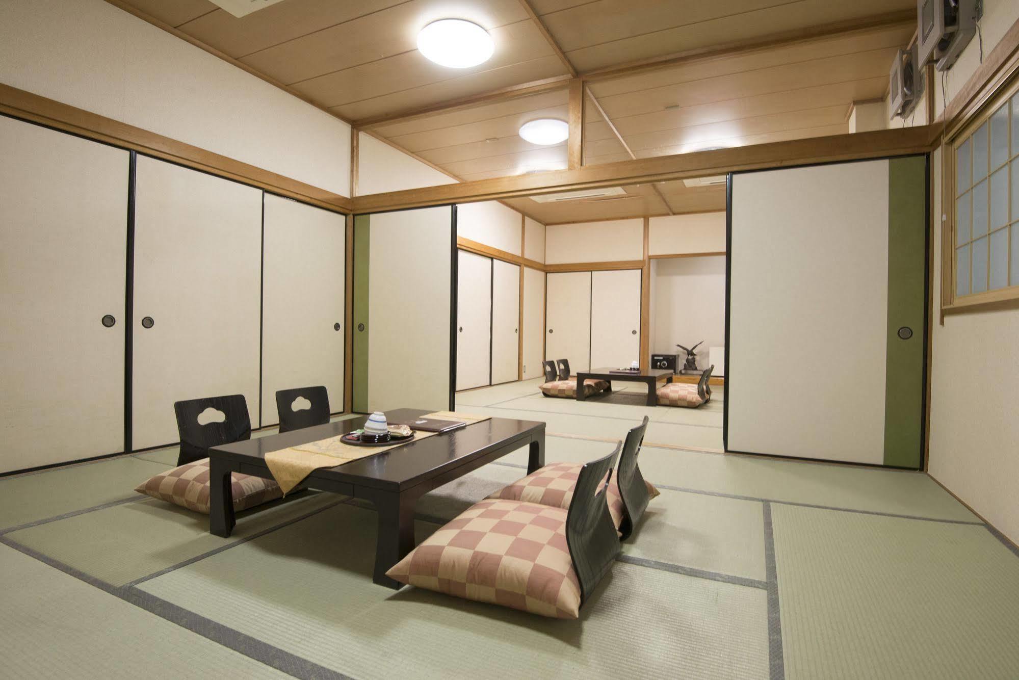 Tenpyo Ryokan Nara Bagian luar foto